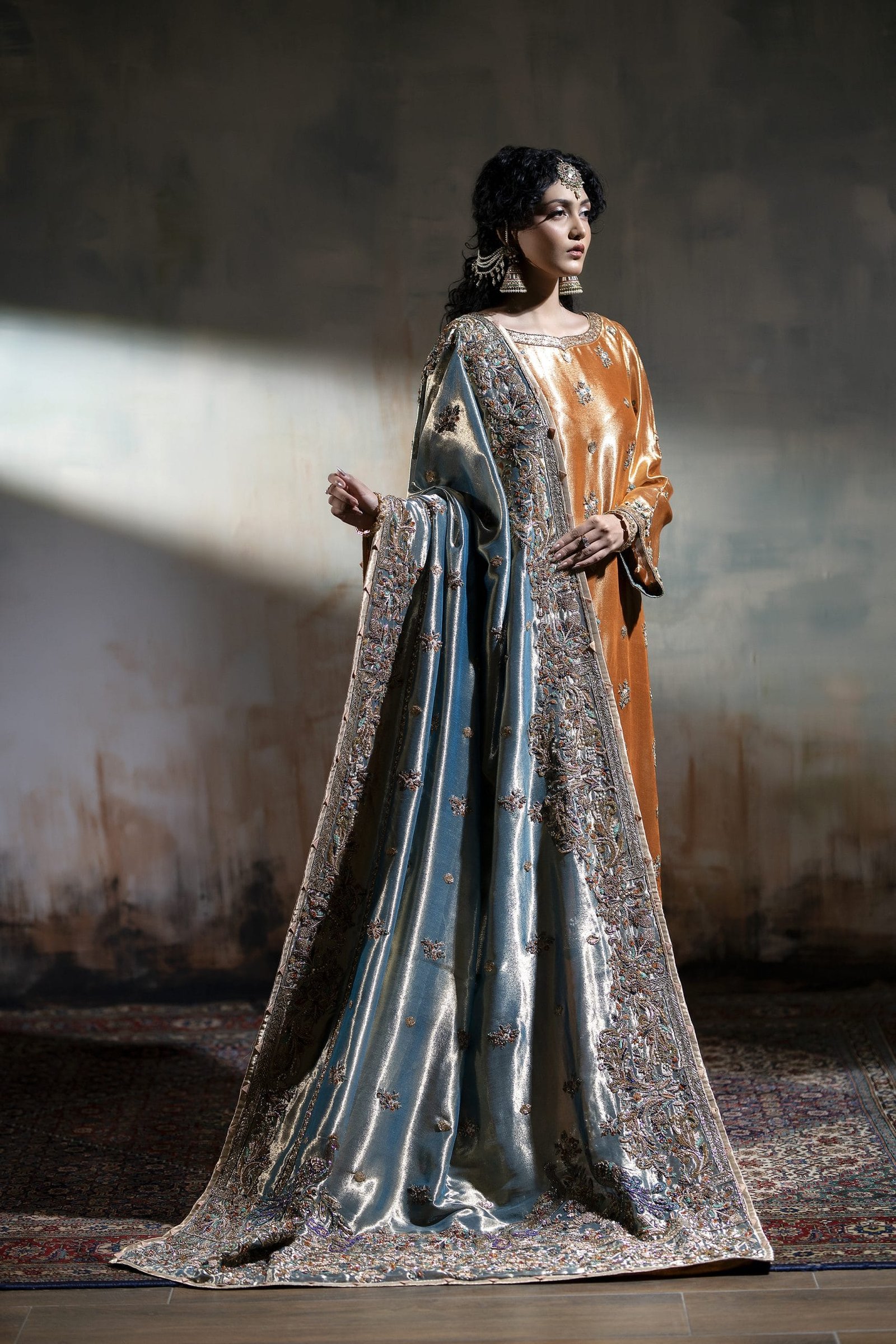 Signature Hand Embroidered Zardosi Suit Set - Image 4